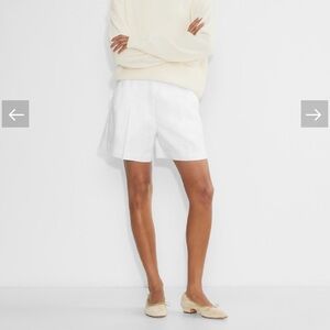 Aritzia The Effortless Short Linen Mid-thigh